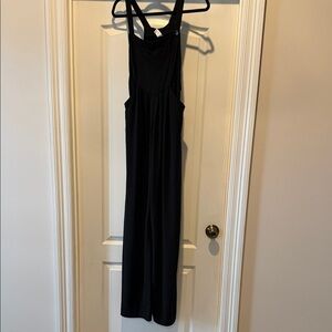 HALARA Black Sleeveless Jumpsuit